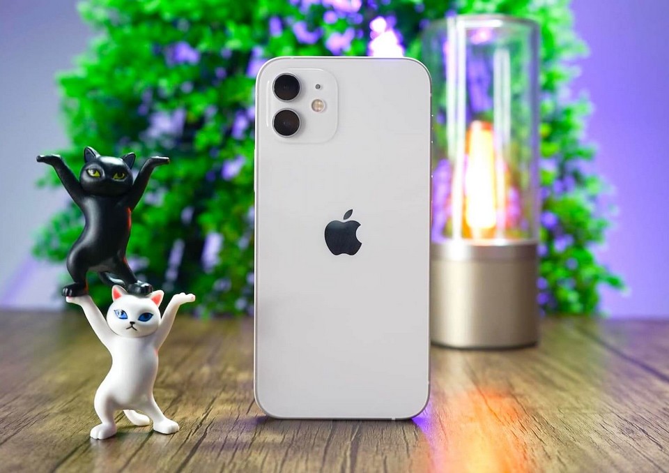 Редактиране на снимки в приложението Камера на iPhone